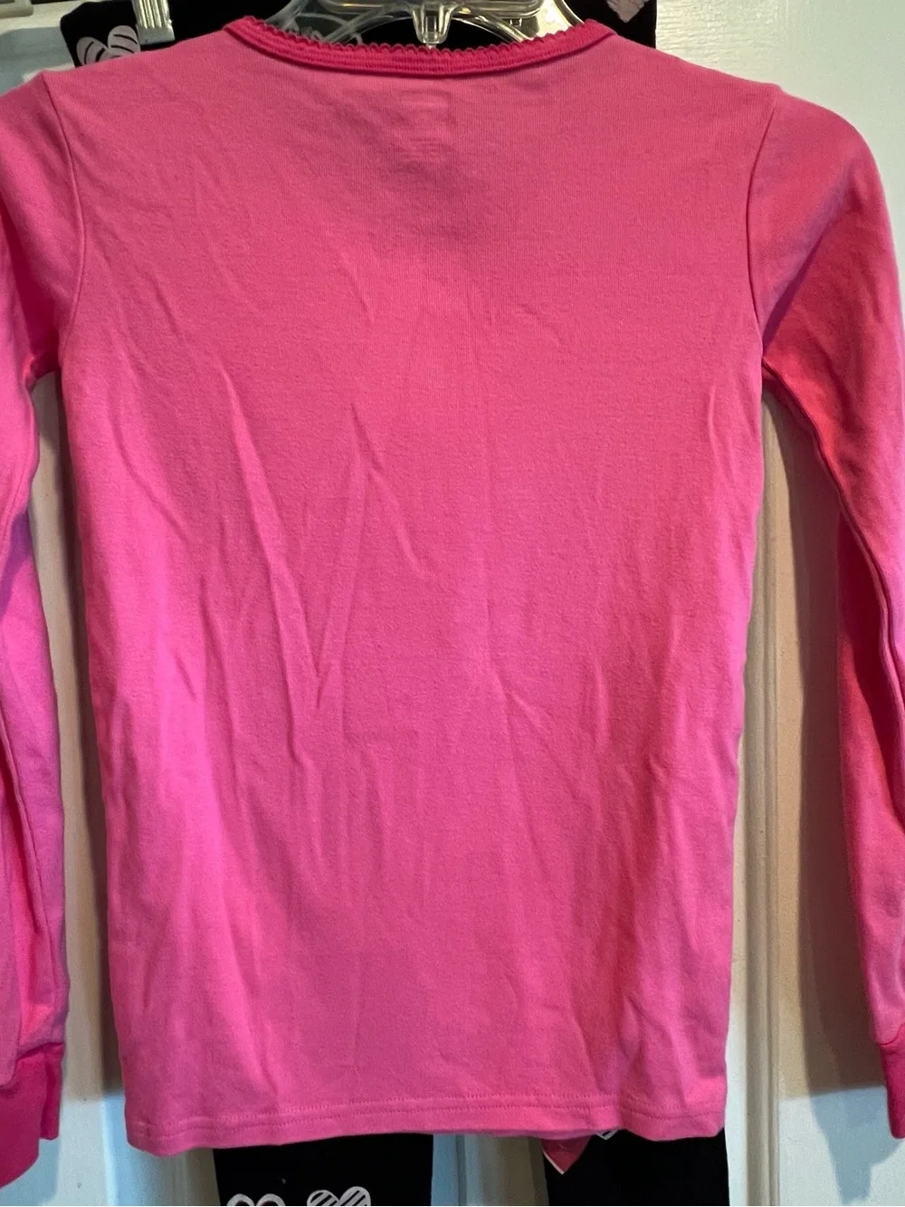2 Pc Set🩷 Pink Long Sleeve Ribcage & Heart Tee w Black Heart Print Leggings